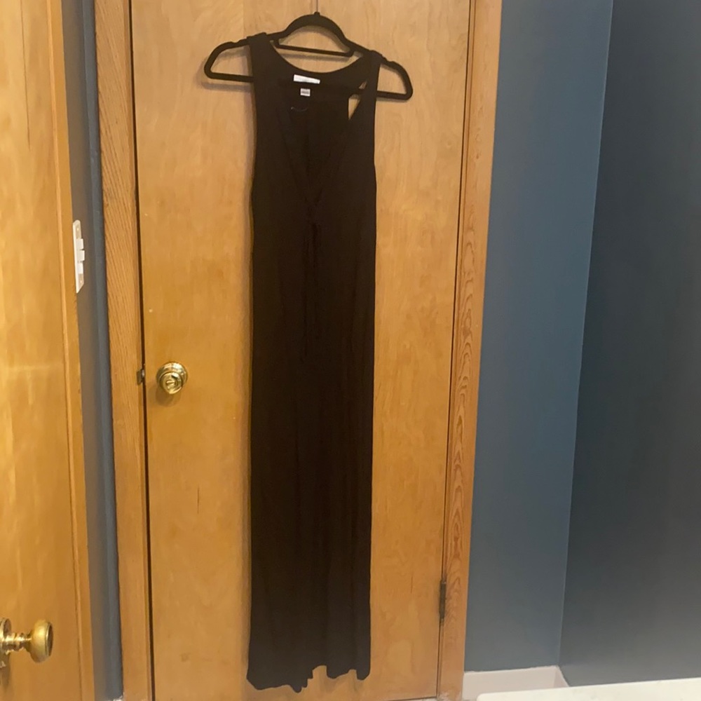 Maternity vneck (deep) black dress